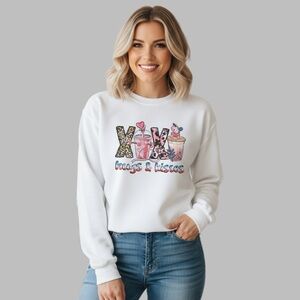 HUGS & KISSES Adult White Sweatshirt Coffee Love Graphic Hearts Valentines